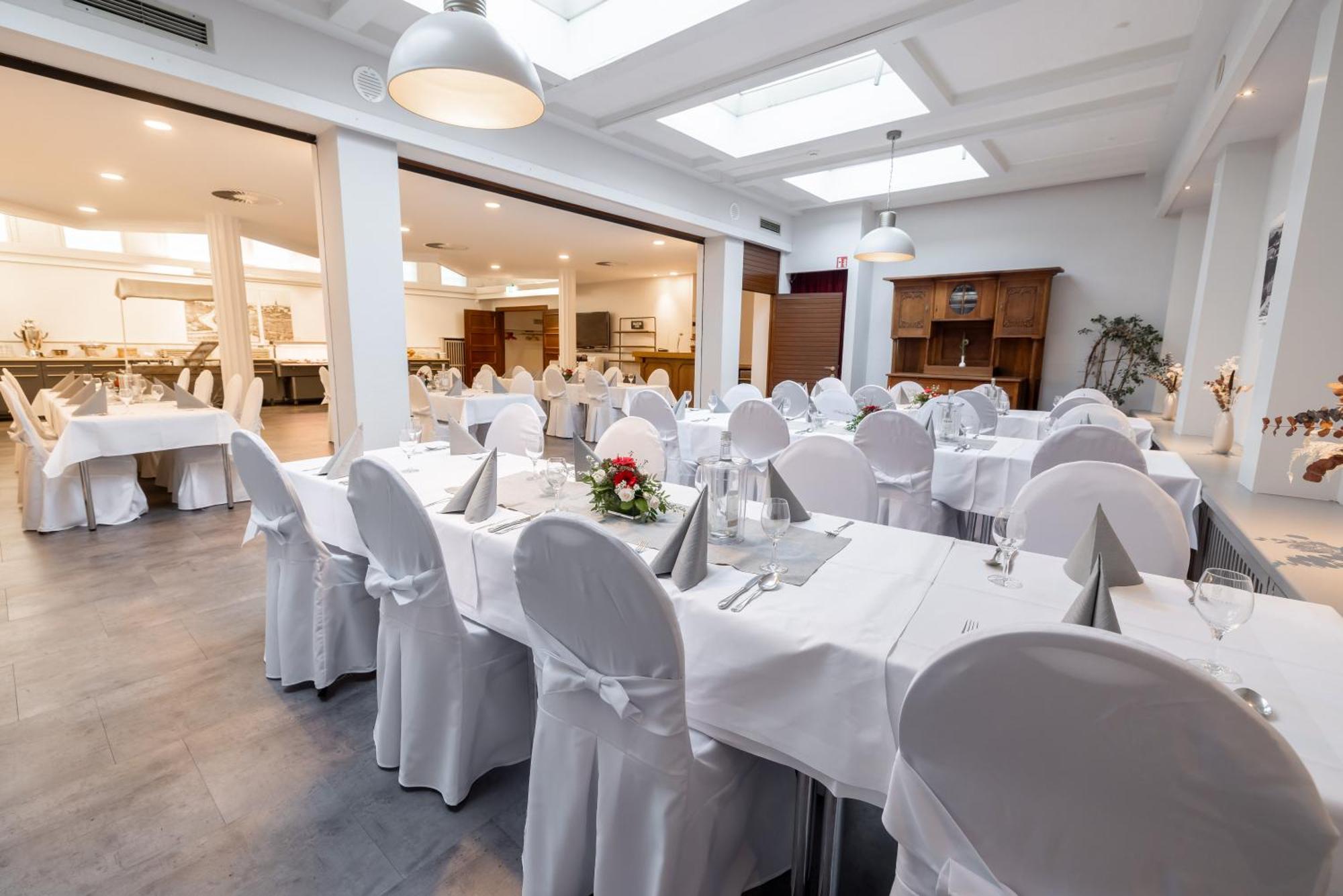 Hotel Luettje Burg Лютьєнбурґ Екстер'єр фото