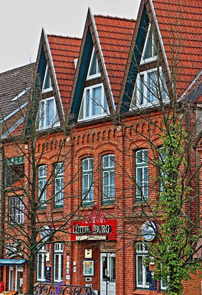 Hotel Luettje Burg Лютьєнбурґ Екстер'єр фото